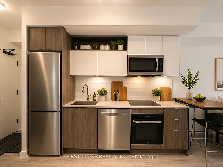 100 Dalhousie St #2608 — Photo 2