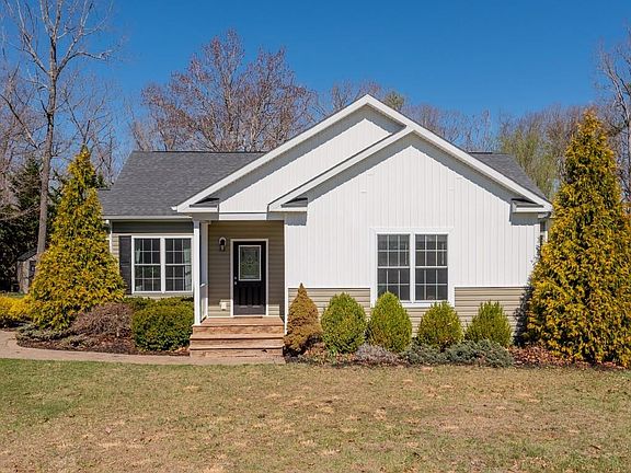 2nd image of 4555 Old Stage Rd