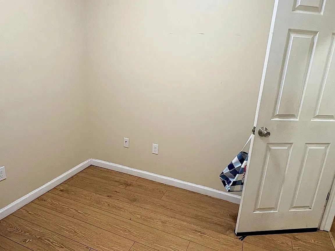 3 bed, $1,950 — Photo 4