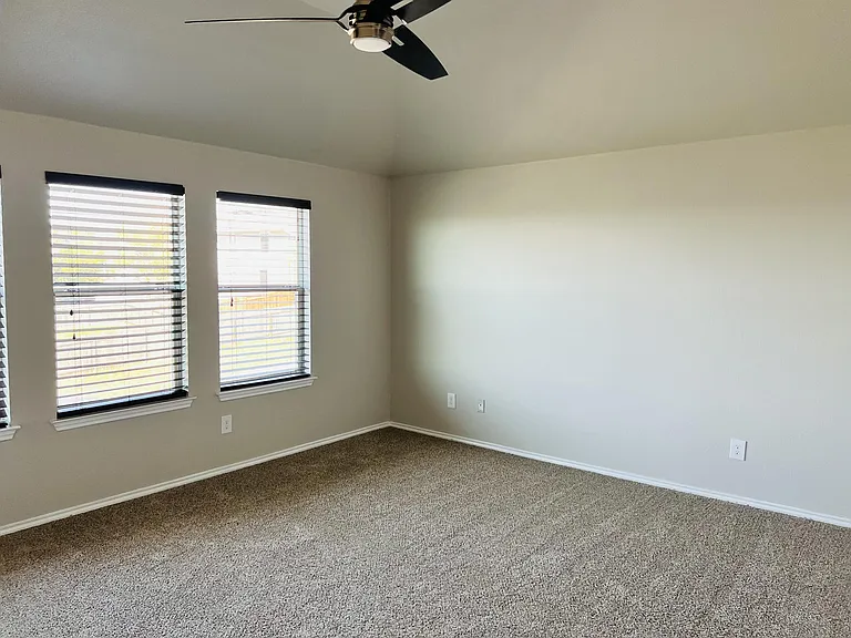 1542 Haynie Bnd — Photo 27