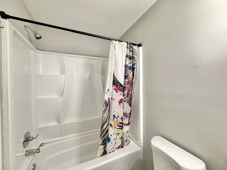 2809 Newark Dr — Photo 16