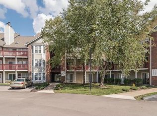 136 Shirley Ridge Dr, Saint Charles, MO 63304