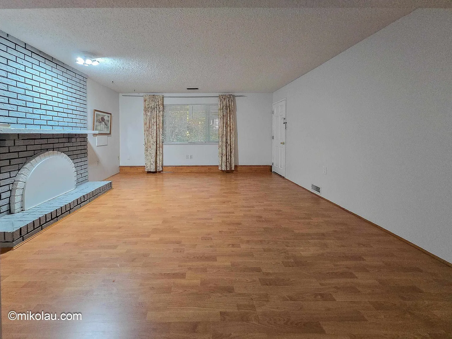2 bed, 1200 sqft, $1,600 — Photo 3