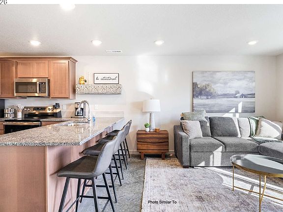 5th image of 615 Jimmy St