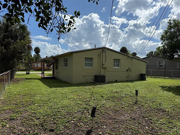 4th image of 3371 NW 8th Court