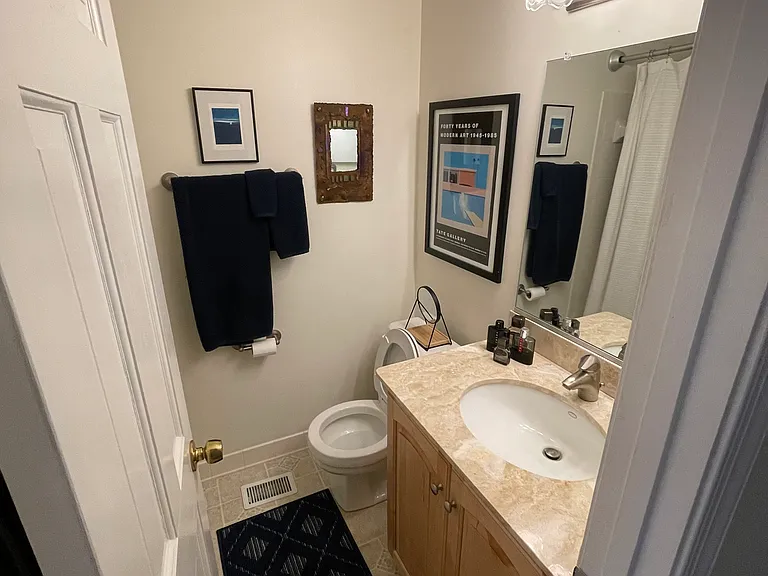 2nd floor bathroom