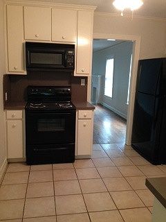2nd image of 2525 McCart Ave