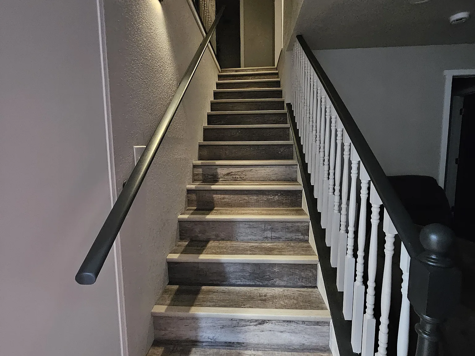 2 bed, 1.5 bath, 1440 sqft, $2,500 — Photo 3