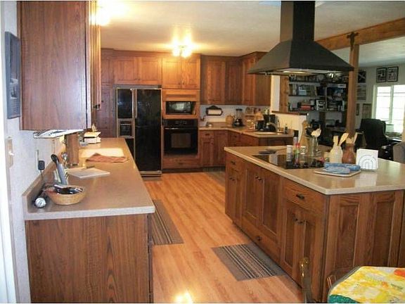 4th image of 416 Rolling Hills Dr