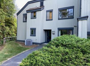 192 Heritage Vlg #B, Southbury, CT 06488