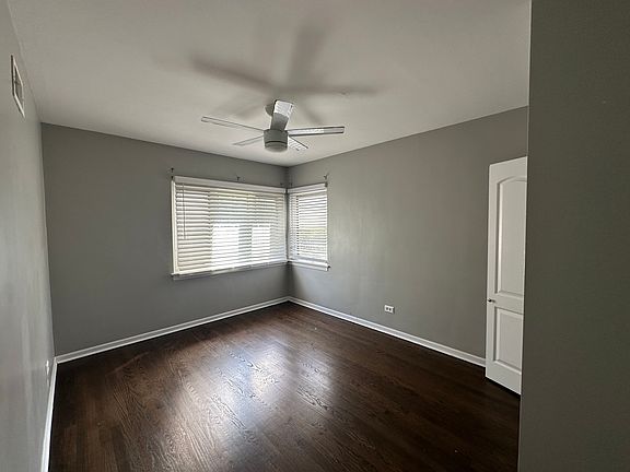 5th image of 20636 Greenwood Dr