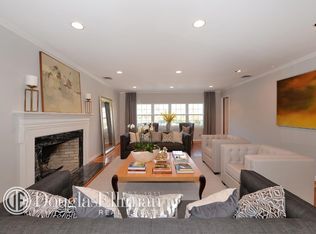 38 Cornwells Beach Rd, Port Washington, NY 11050