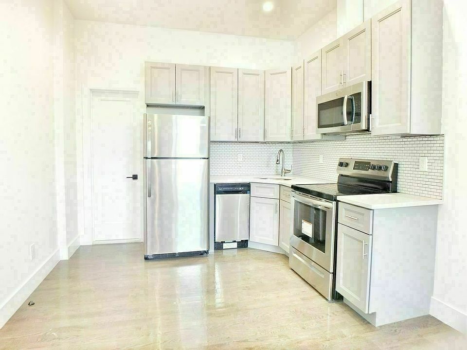 1st image of 53-23 Roosevelt Ave #2L
