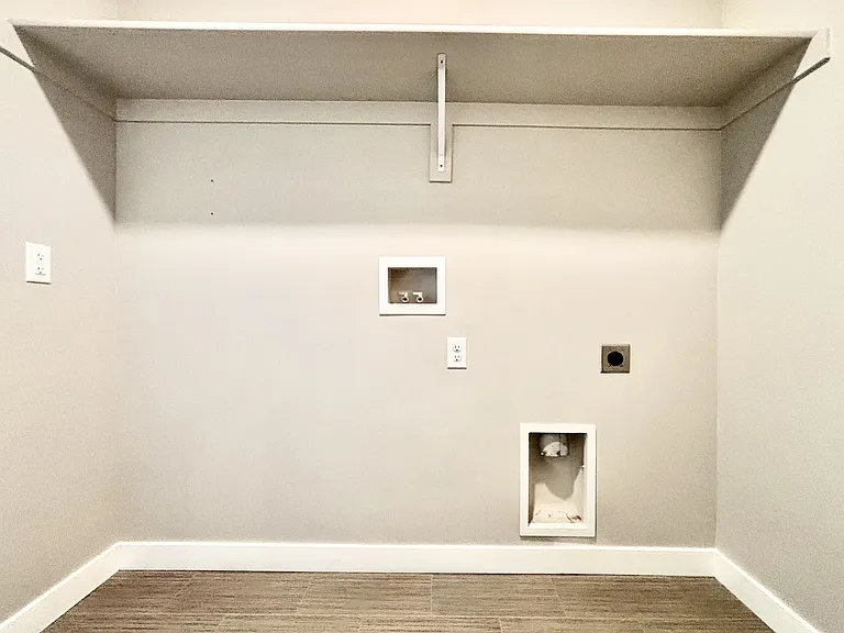 153 E Brushy Canyon St #1 — Photo 18