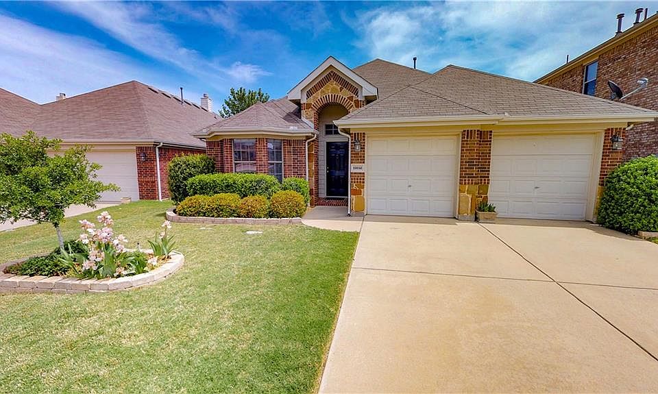 1st image of 15652 Landing Creek Ln
