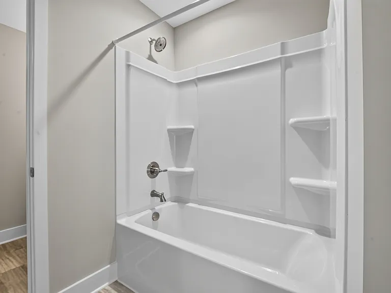 104 Thornberry Rd — Photo 38