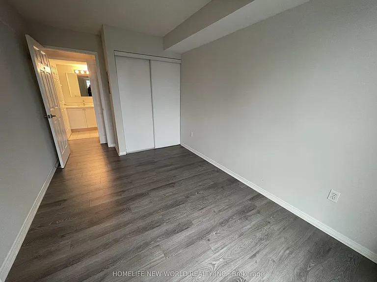 1 Pemberton Ave #2008 — Photo 7