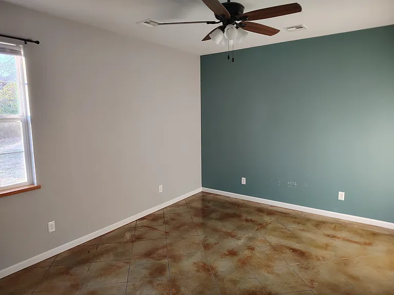 2706 Neosho Heights Ave — Photo 5