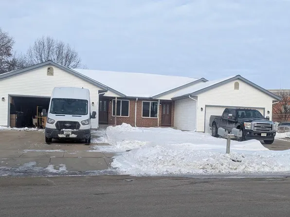 24 Tower Drive, Sun Prairie, WI 53590