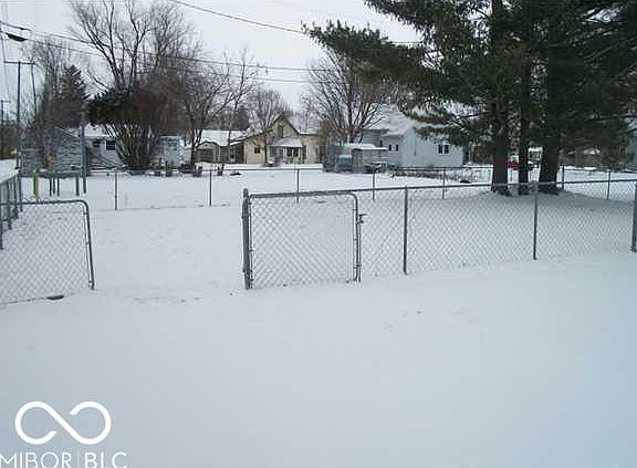3rd image of 414 E South St