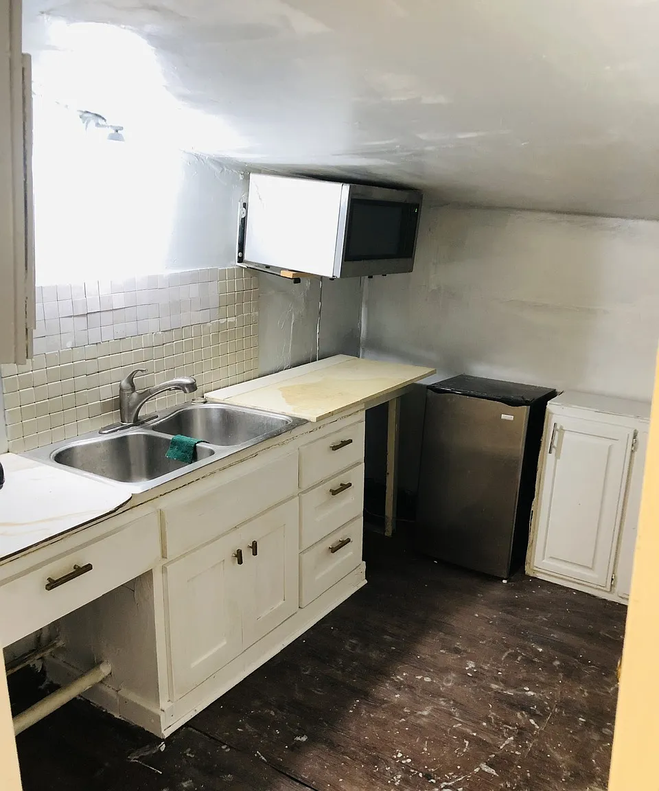 1 bed, 450 sqft, $650 — Photo 1