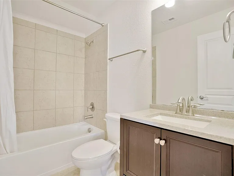 18 Garden Path Pl — Photo 31