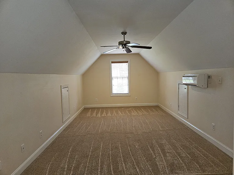 550 Orchard Falls Dr — Photo 15