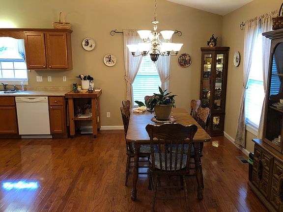 5th image of 4308 Foothills Dr