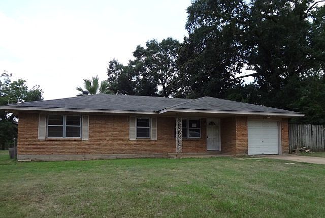 1st image of 508 Esther Blvd