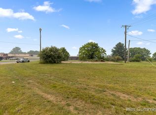 5998 S Greenville Rd, Greenville, MI 48838