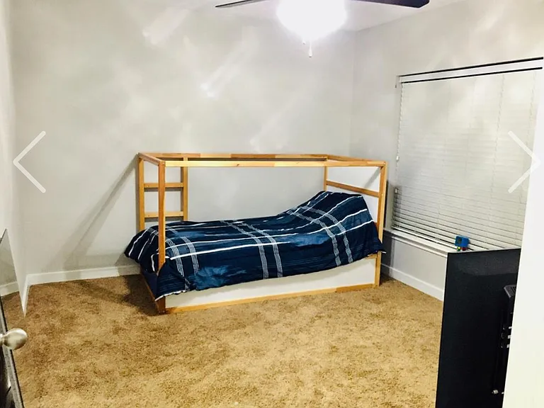 UPSTAIRS RIGHT BEDROOM