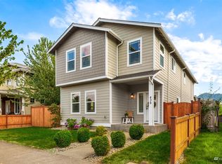 436 Bondgard Ave E, Enumclaw, WA 98022