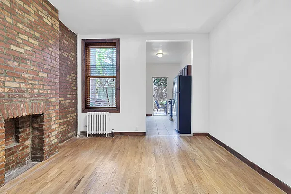 Rented by Flatiron Real Estate Advisors LLC | media 16