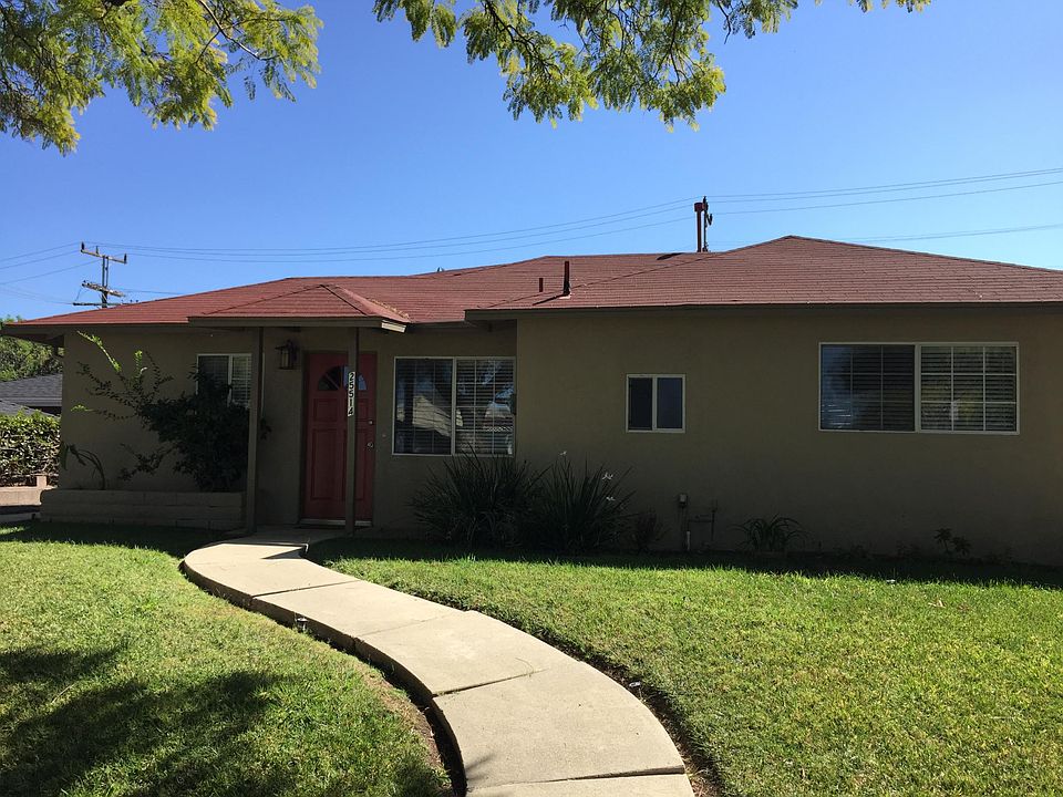 Front house; unit for rent is upstairs in the back