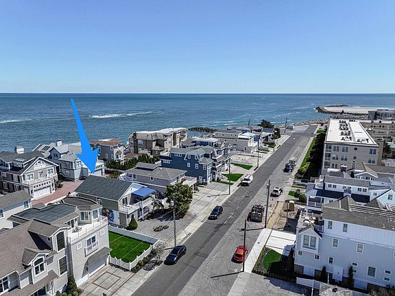 4th image of 181 7th St