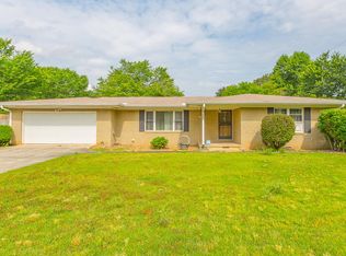 2301 Brookwood Dr, Chattanooga, TN 37421