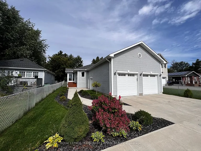 1416 Maple Rd #1 — Photo 1