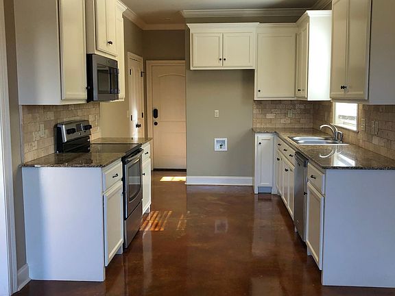 4th image of 134 Sugar Creek Dr