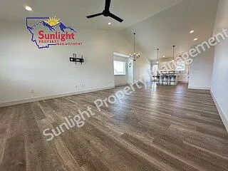 3048 Forbes Blvd — Photo 3