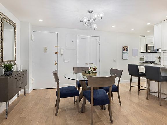 2nd image of 10 W 15th St APT 1112