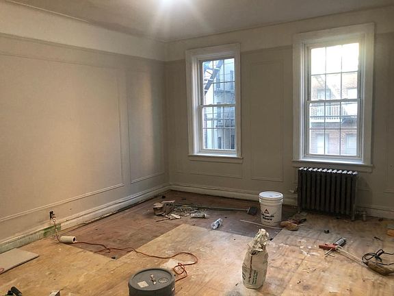 4th image of 3305 Wallace Ave