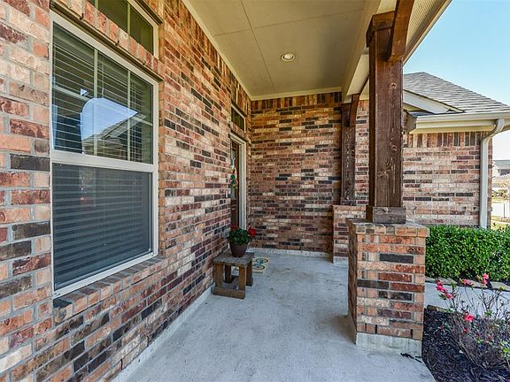 3rd image of 24935 Lakecrest Glen Dr