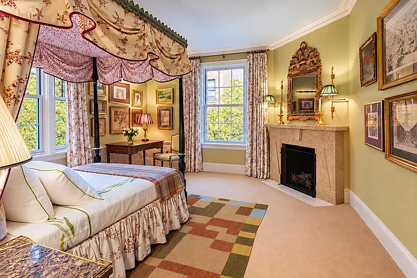 Bedroom, photo 2