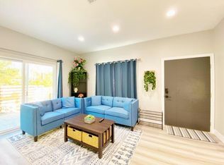 4430 N Greenbrier Rd, Long Beach, CA 90808