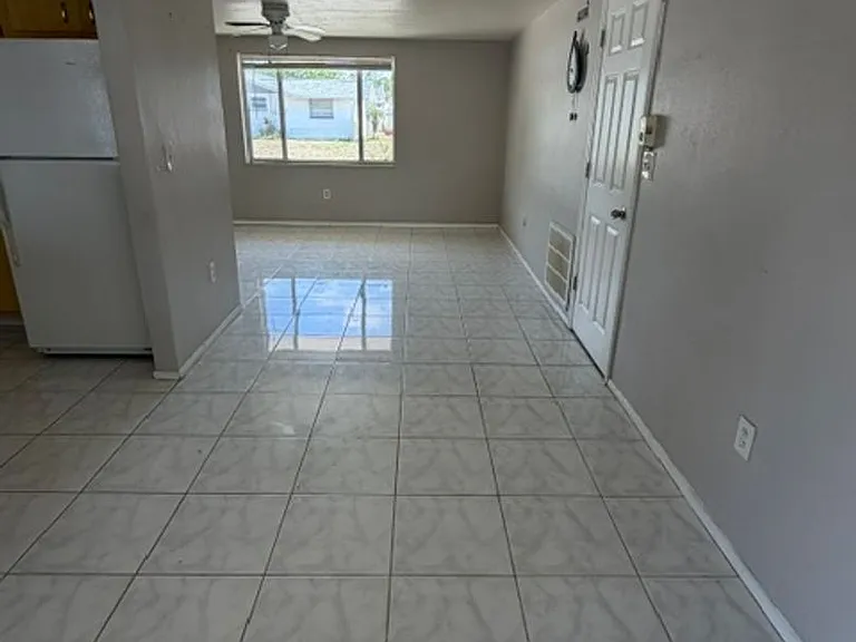6935 Twilite Dr — Photo 10