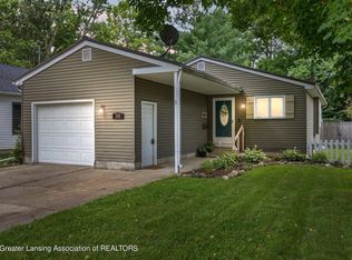 716 Spring St, Grand Ledge, MI 48837