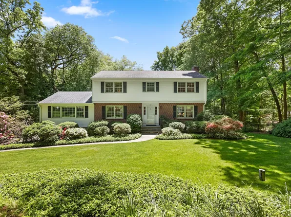 107 Dogwood Lane, Stamford, CT 06903