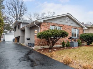 4427 Wilson Ave, Downers Grove, IL 60515