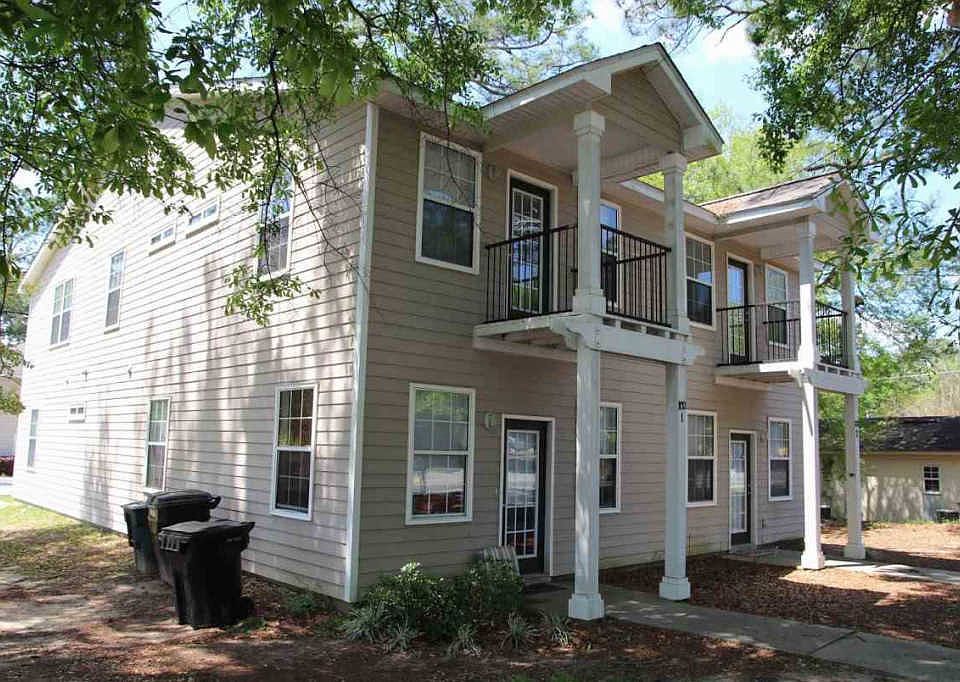 2nd image of 102 White Dr #0