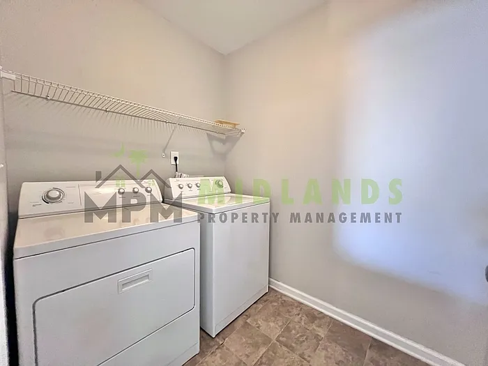 356 Eagle Feather Loop — Photo 23